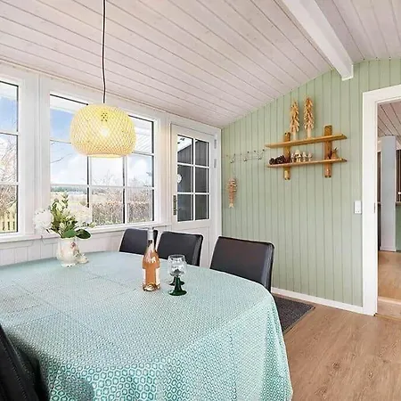 Holiday home Bv438-esbjerg-v-ovre-bulbjergvej-31 *