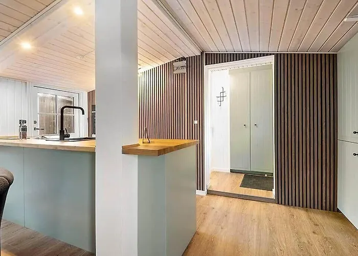 Holiday home Bv438-esbjerg-v-ovre-bulbjergvej-31 *